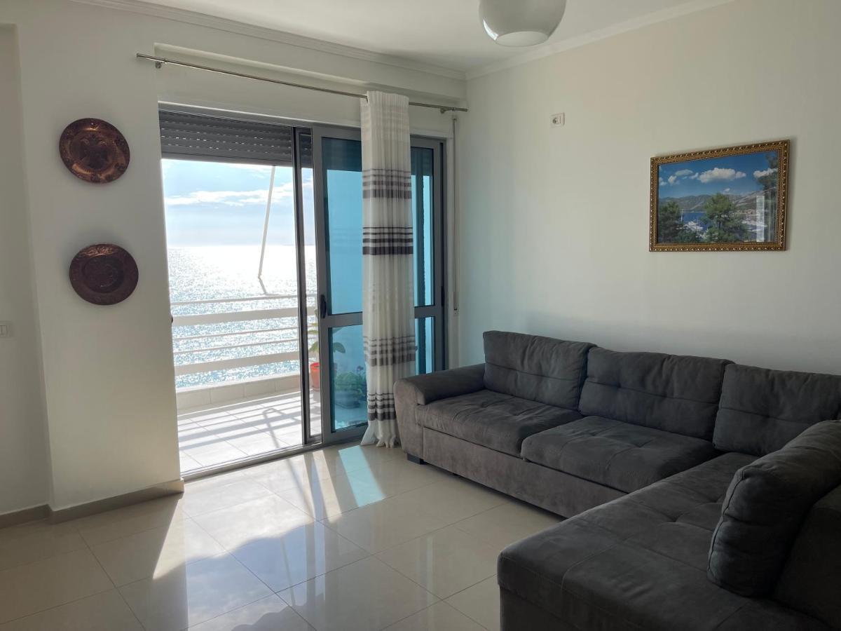Sina Apartments Sarandë エクステリア 写真
