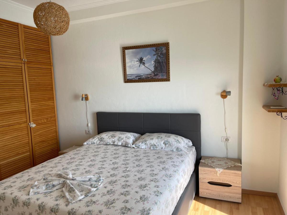 Sina Apartments Sarandë エクステリア 写真
