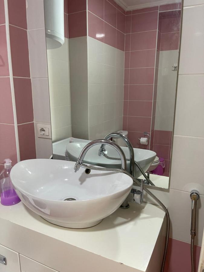 Sina Apartments Sarandë エクステリア 写真