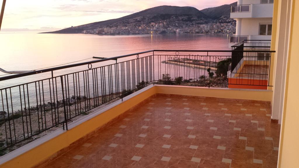 Sina Apartments Sarandë エクステリア 写真